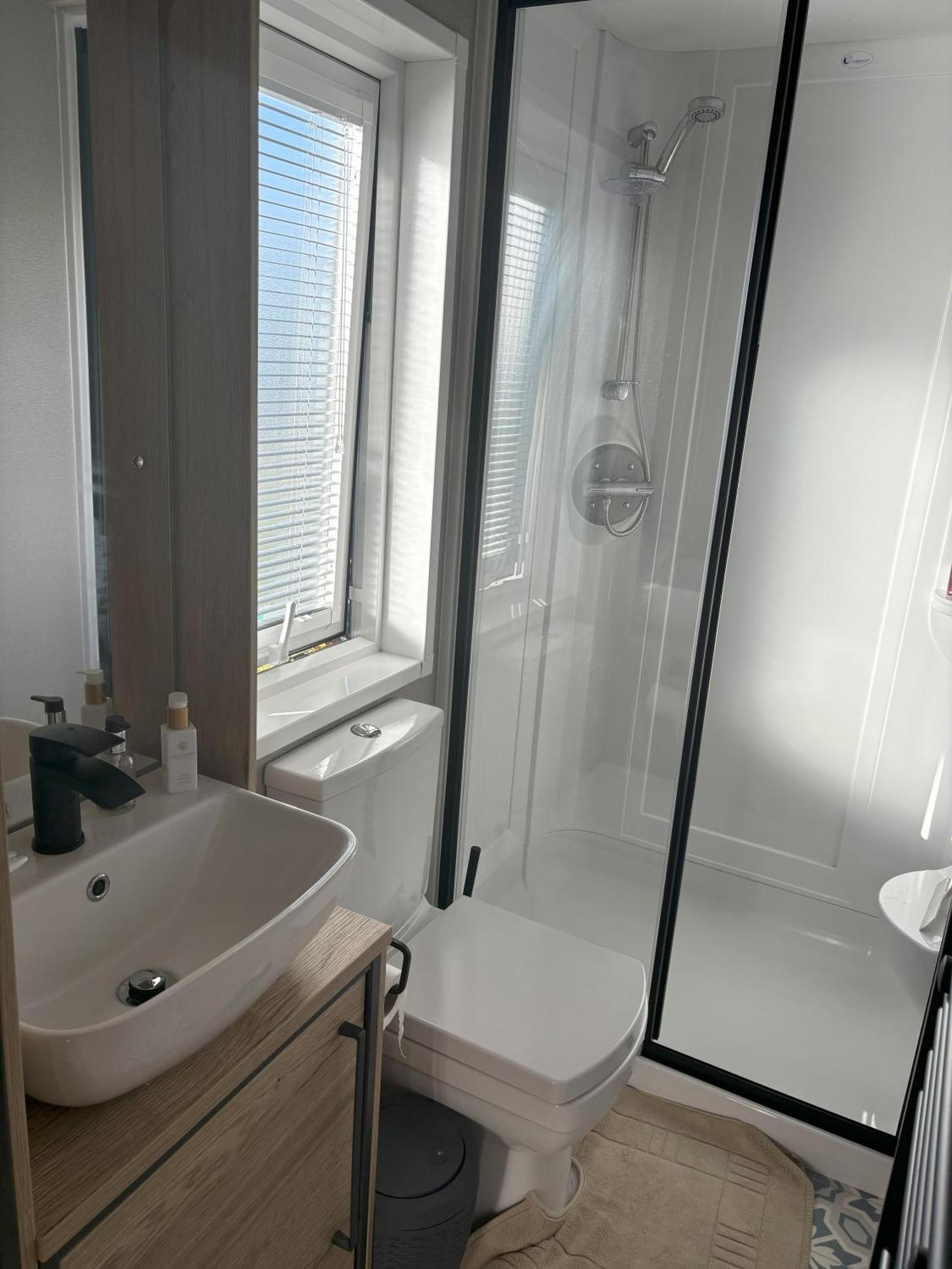 7A Dolphin Point Hotel Ashington  Bagian luar foto